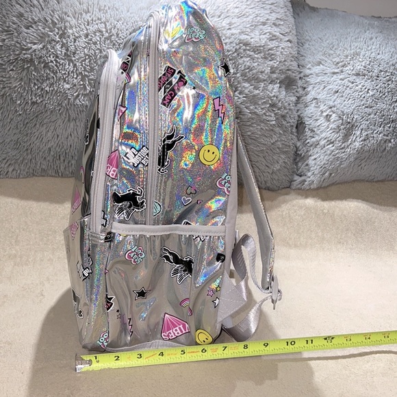 COPY -HP🎉Justice Girls Iridescent Print Bookbag/Backpack Detachable Wristlet … - Picture 7 of 11